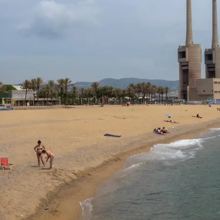 Barcelona With Private Kitchen, Toilet & Shower 20min From The Center 5min To The Daire Sant Adria de Besos